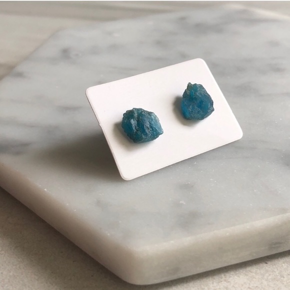 Estrella & Luna Jewelry - Raw Blue Apatite Crystal Stud Boho Earrings